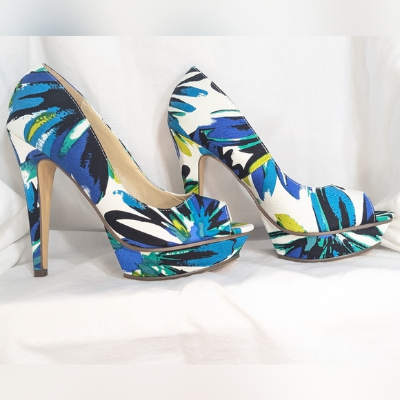 🎉 HP 7/22🎉 Never Worn! - JustFab Vonnie Pumps - Picture 5 of 11